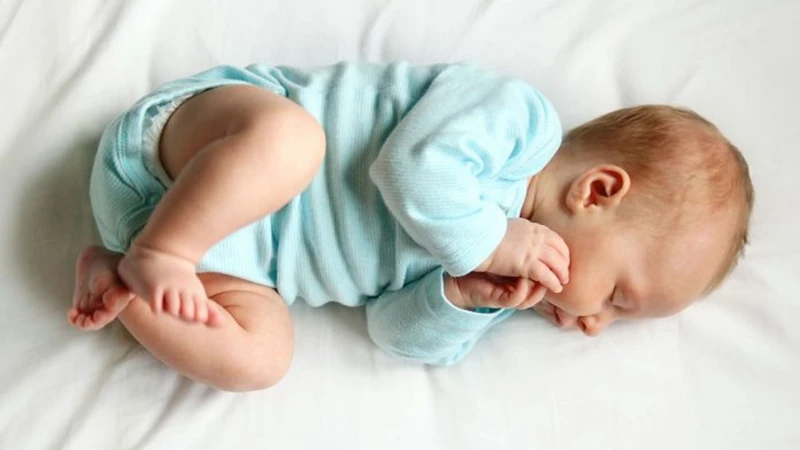 أهمية النوم الجيد للأطفال الرضع